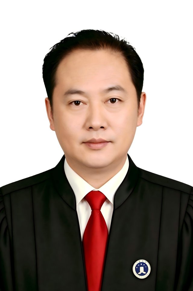 李平律师